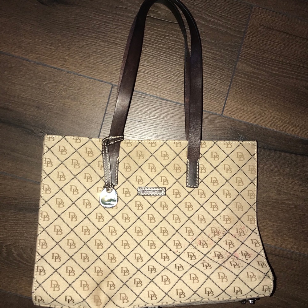 Dooney & Bourke Bag